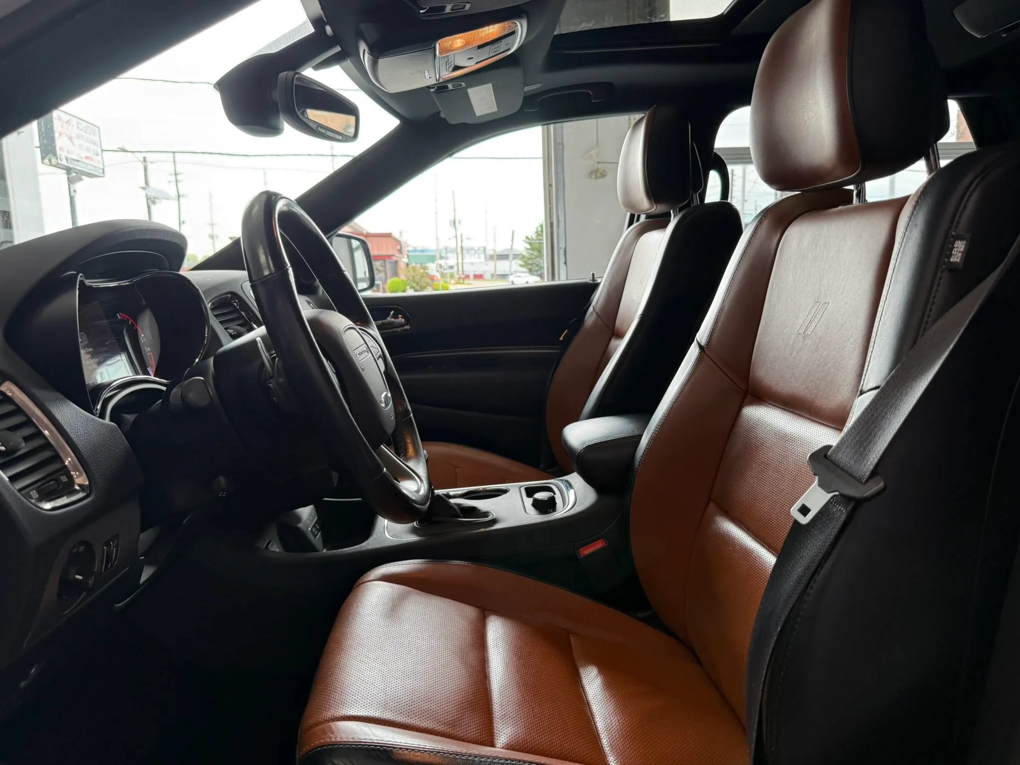 Used 2020 Dodge Durango R/T w/ Blacktop Package AWD/4WD image 8