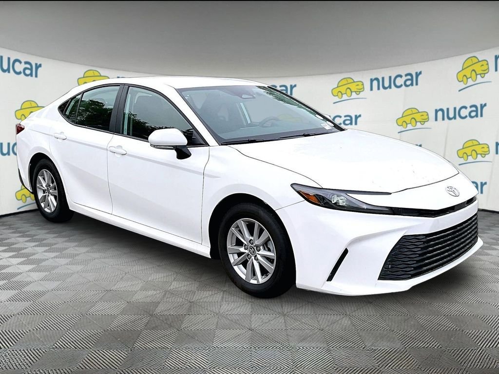 Used 2025 Toyota Camry SE