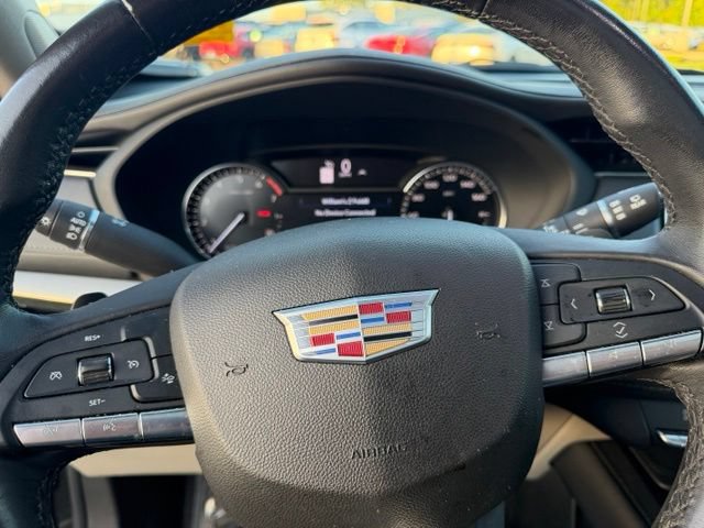 Used 2020 Cadillac XT4 Premium Luxury w/ Driver Awareness Package AWD/4WD image 17