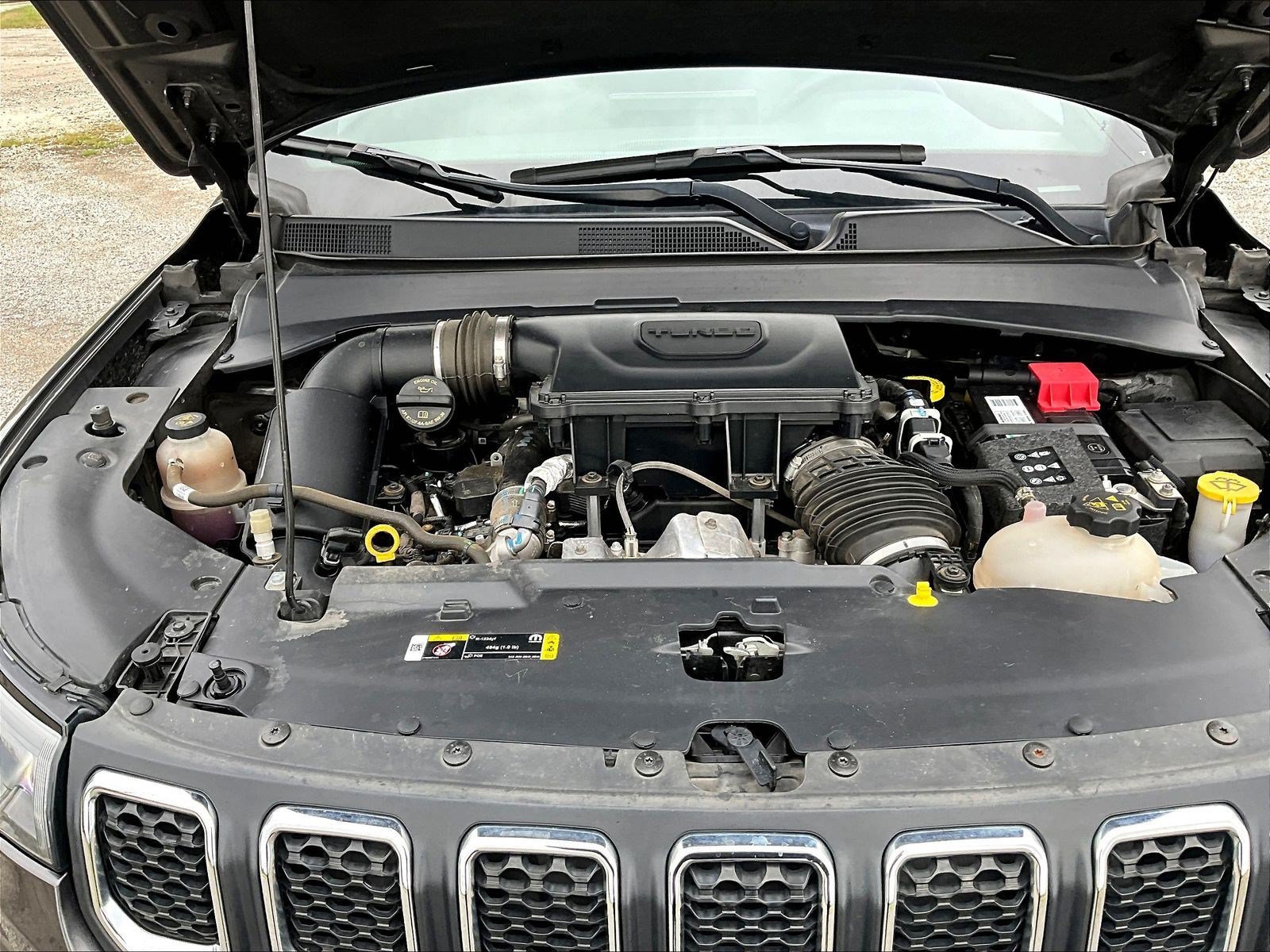 Used 2024 Jeep Compass Latitude AWD/4WD image 30