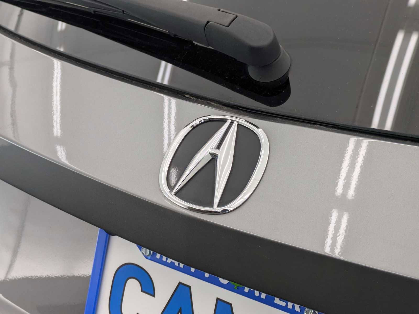 Used 2023 Acura MDX SH-AWD w/ Advance Package image 12