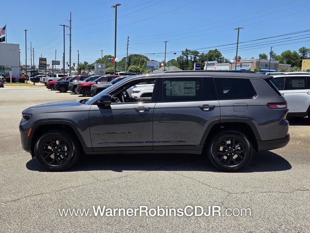 New 2026 Jeep Grand Cherokee L 2WD image 4