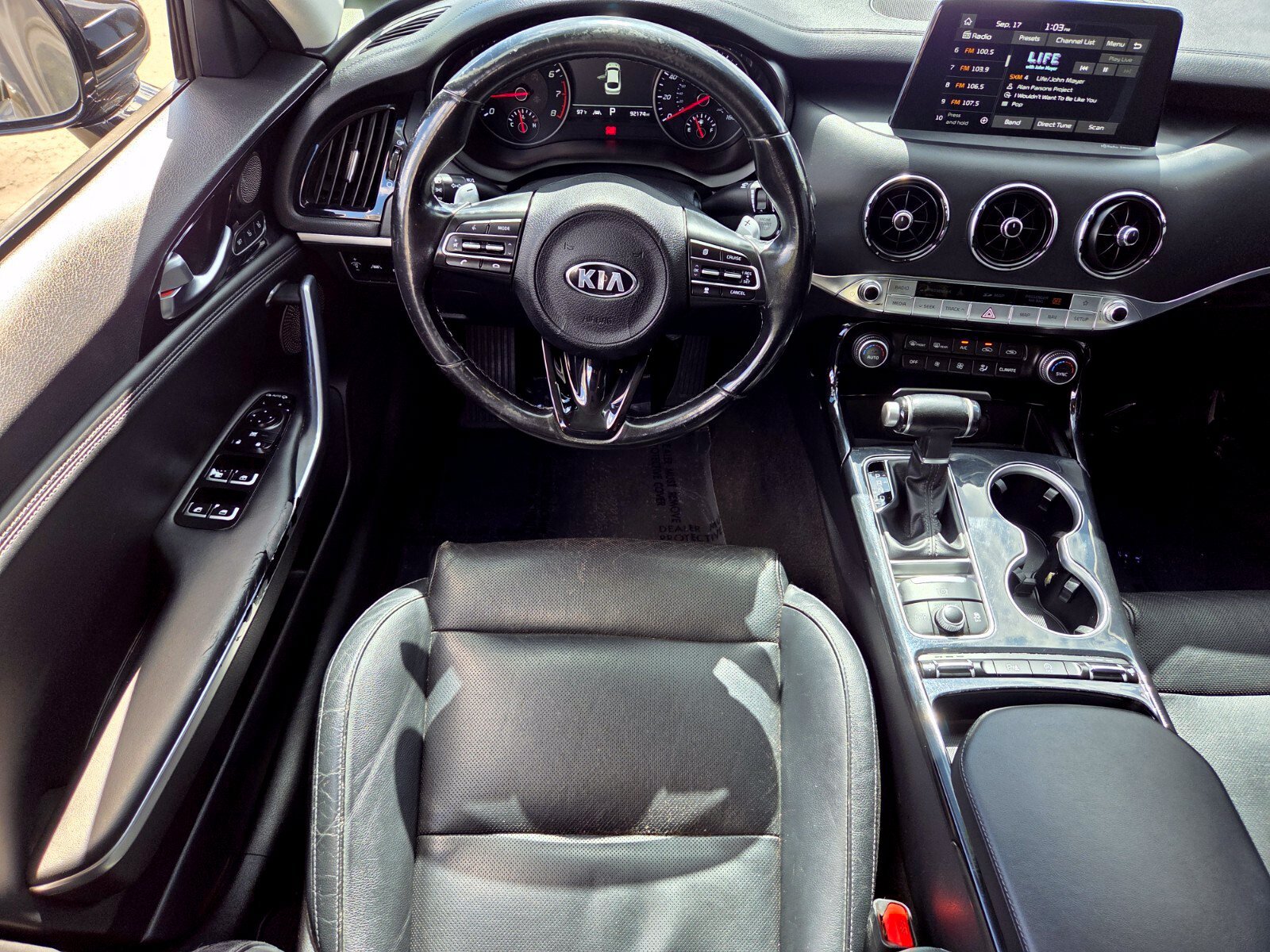 Used 2018 Kia Stinger Premium RWD image 13