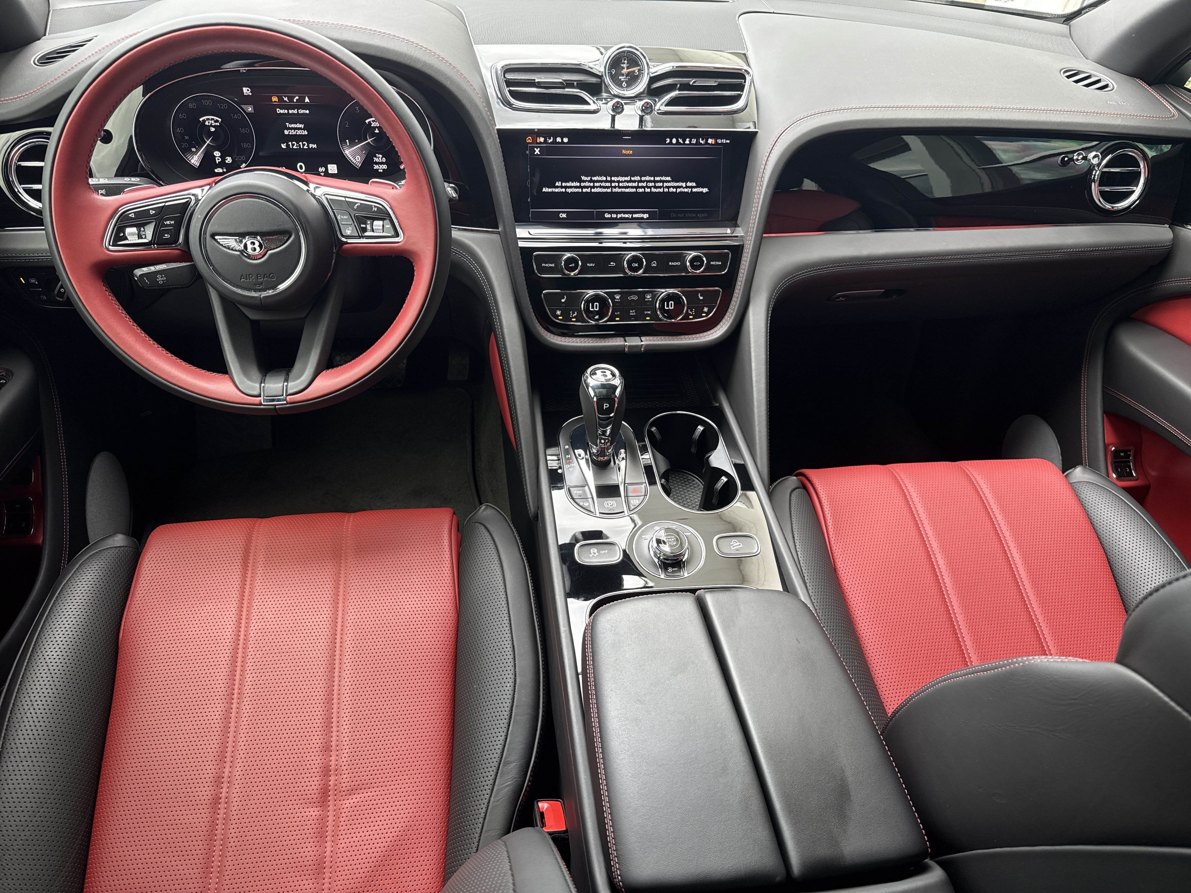 Used 2022 Bentley Bentayga AWD/4WD image 4