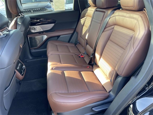 New 2026 Lincoln Nautilus Reserve image 18