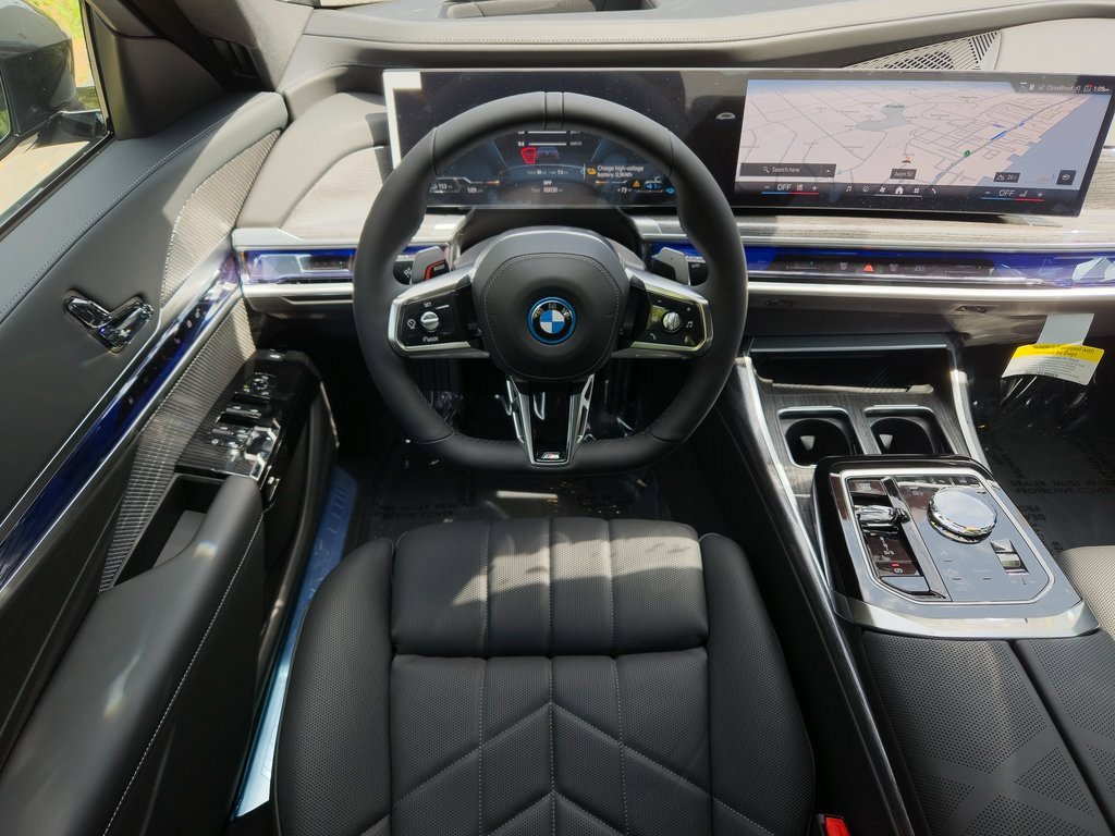 New 2026 BMW 750e xDrive w/ Premium Package image 18