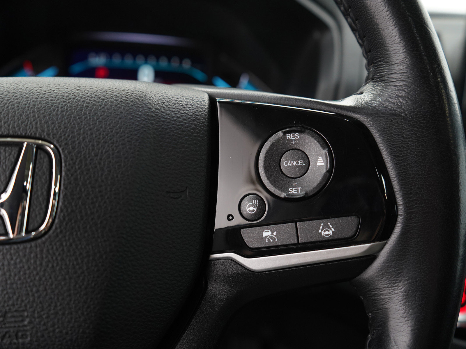 Used 2023 Honda Odyssey Elite image 32