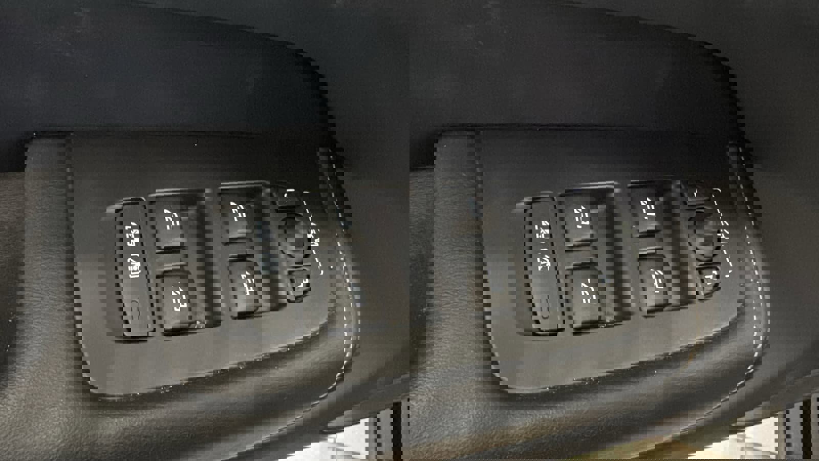 Certified 2023 Volvo XC60 B5 Ultimate w/ Climate Package image 22