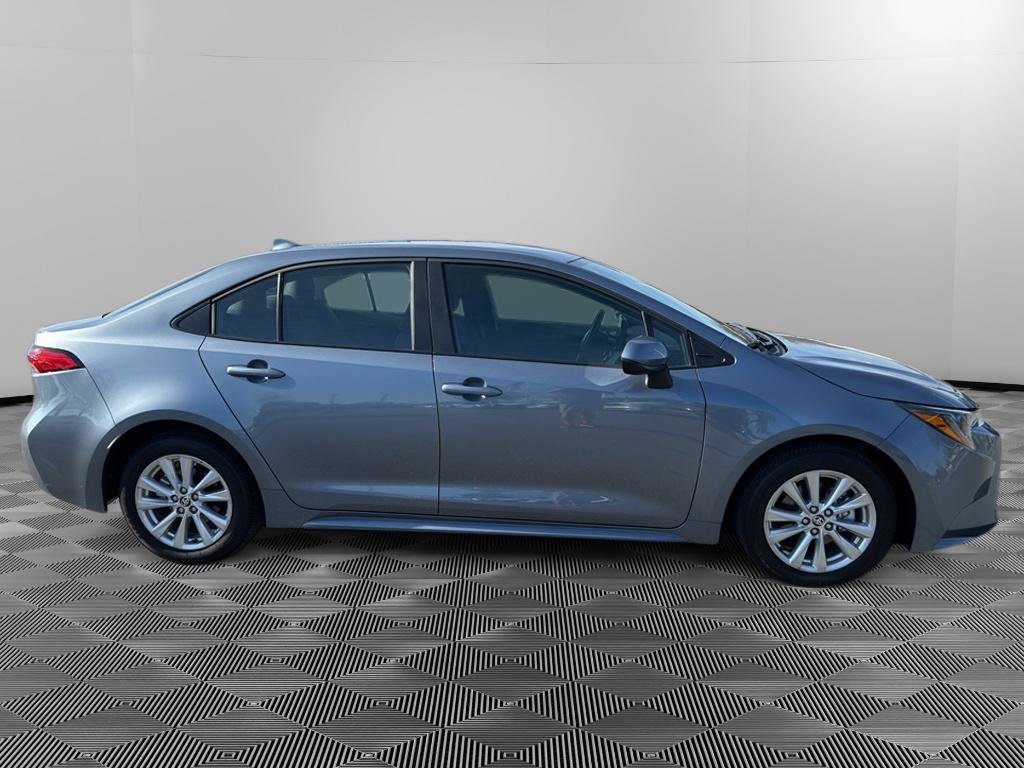 Used 2024 Toyota Corolla LE image 8