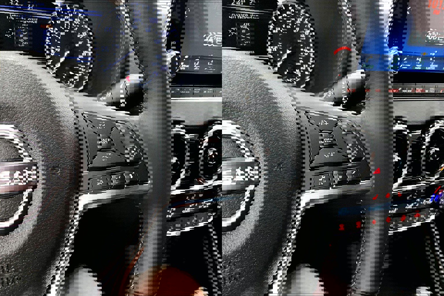 New 2025 Nissan Sentra SV w/ All-Weather Package image 43