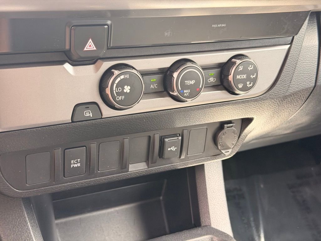 Used 2022 Toyota Tacoma SR5 image 30