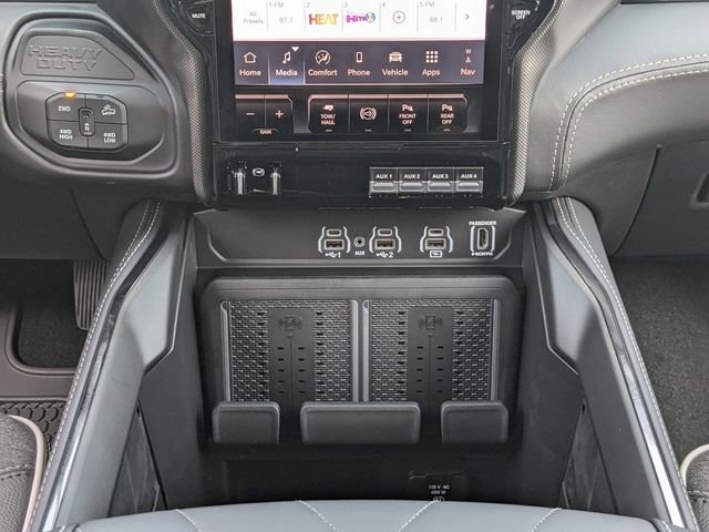 New 2025 RAM 2500 Limited image 21