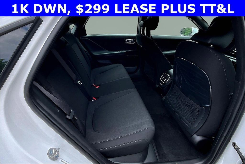 New 2025 Hyundai Ioniq 6 SE image 9