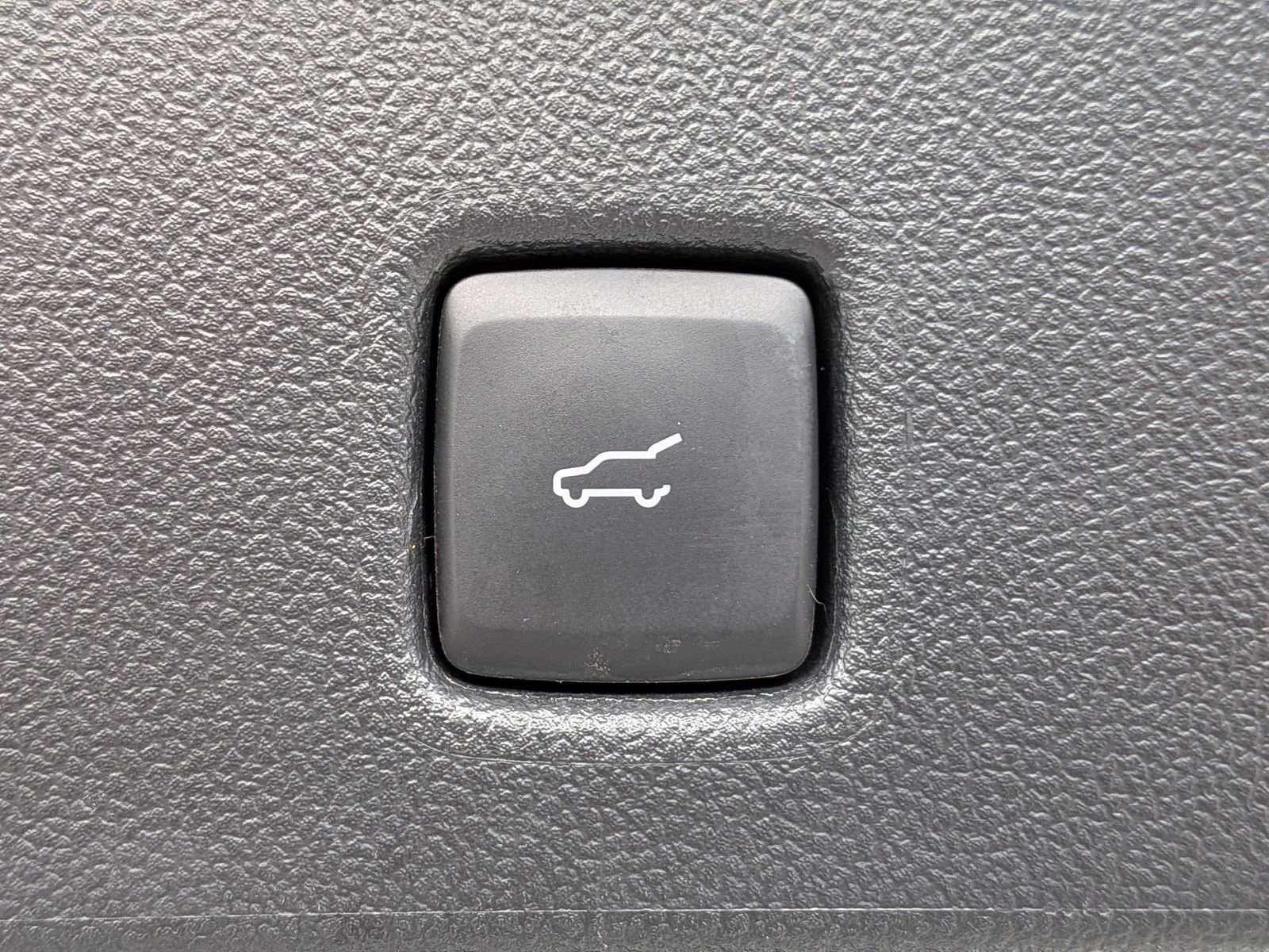 Certified 2023 Ford Escape ST-Line Select w/ Tech Pack #2 image 15