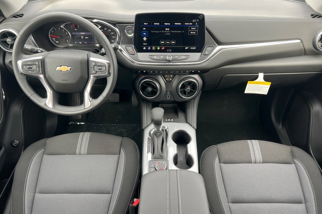 New 2026 Chevrolet Blazer LT w/ Convenience Package image 10