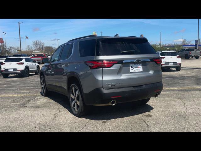 Used 2023 Chevrolet Traverse LT w/ LT Premium Package AWD/4WD image 32
