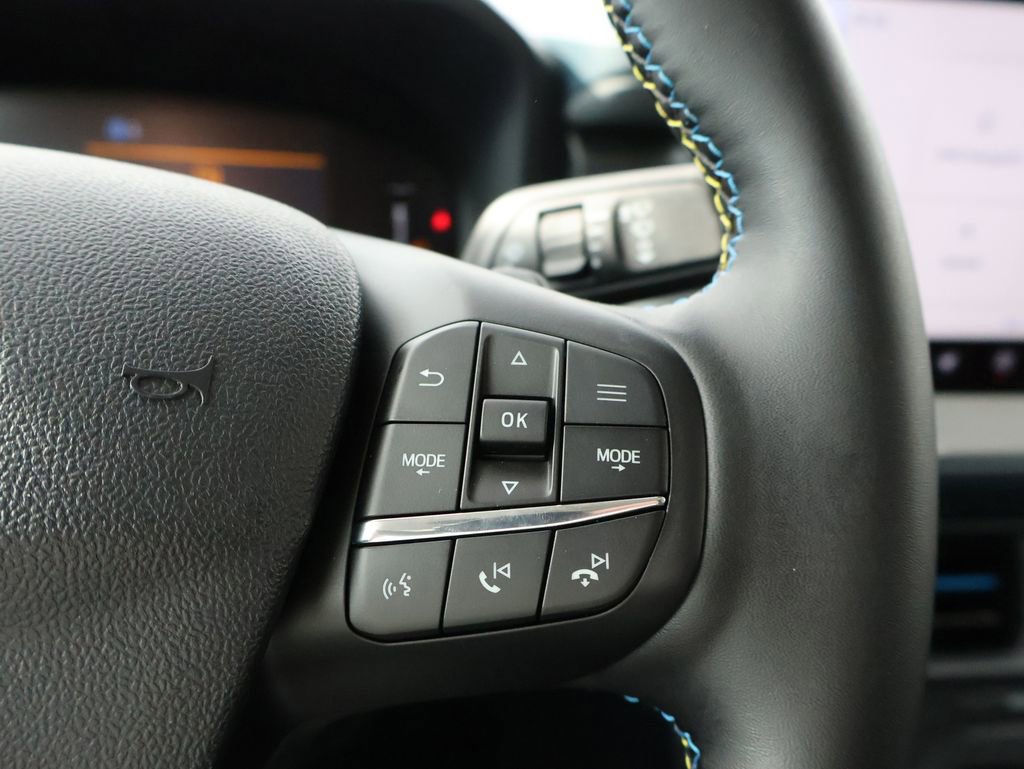 New 2026 Ford Maverick Lobo AWD/4WD image 28