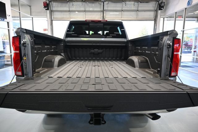 New 2026 Chevrolet Silverado 2500 LTZ w/ LTZ Premium Package AWD/4WD image 8