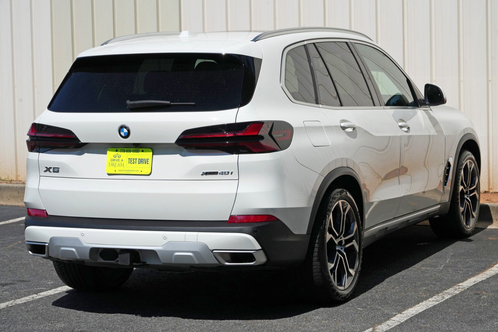 Used 2024 BMW X5 xDrive40i w/ Parking Assistance Package AWD/4WD image 61