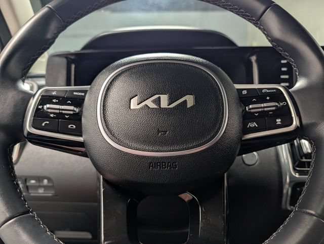 Used 2023 Kia Sorento SX AWD/4WD image 18