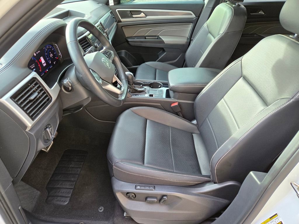 Used 2021 Volkswagen Atlas Cross Sport SEL R-Line image 13