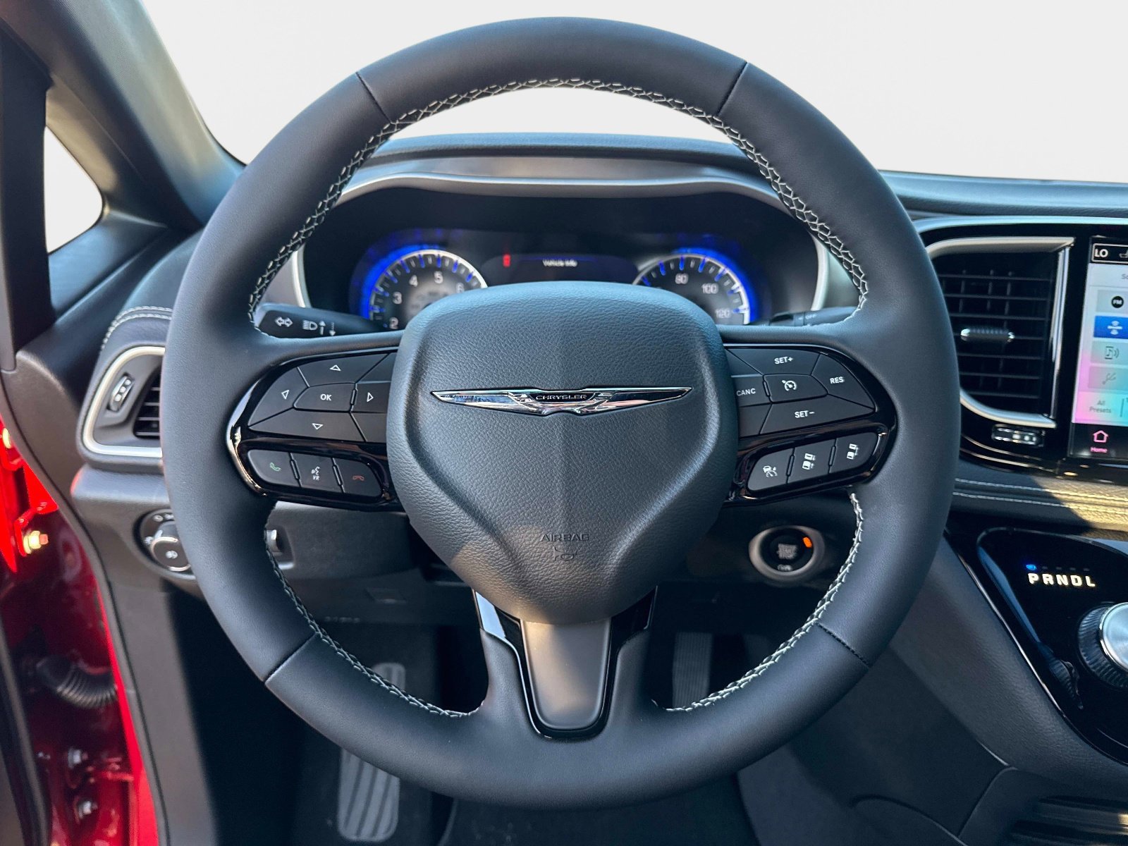 New 2026 Chrysler Pacifica Select image 26