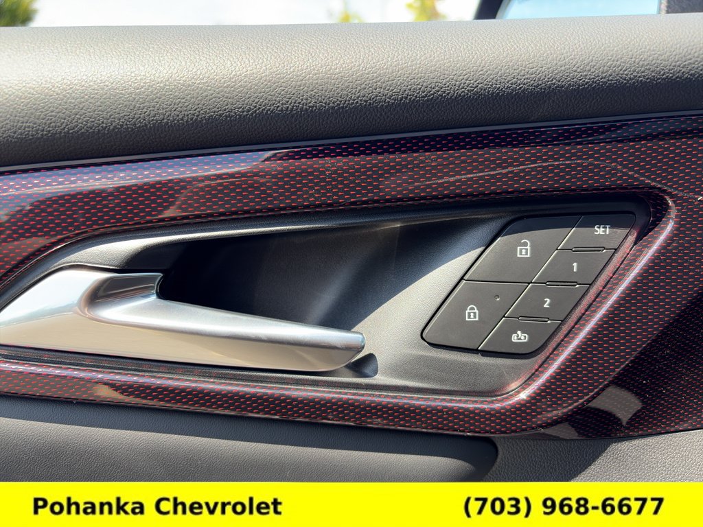 New 2027 Chevrolet Traverse RS w/ LPO, Floor Liner Package AWD/4WD image 21