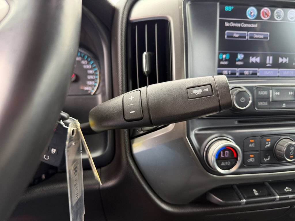 Used 2018 Chevrolet Silverado 1500 LT w/ LT Convenience Package AWD/4WD image 27