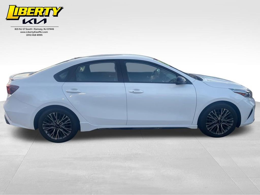Used 2023 Kia Forte GT-Line w/ GT-Line Technology Package FWD image 8