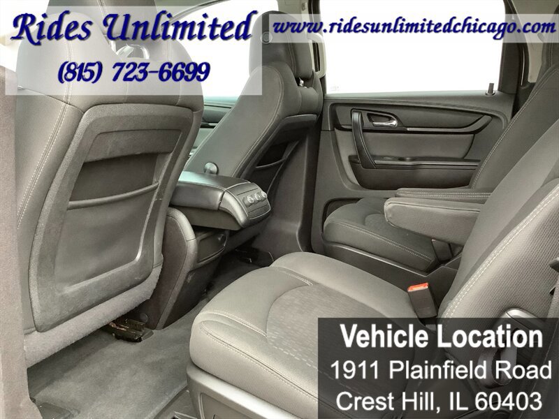Used 2013 GMC Acadia SLE image 19