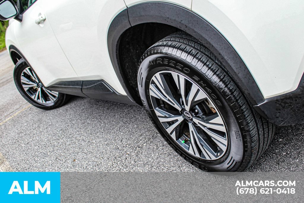 Used 2023 Nissan Rogue SV AWD/4WD image 12