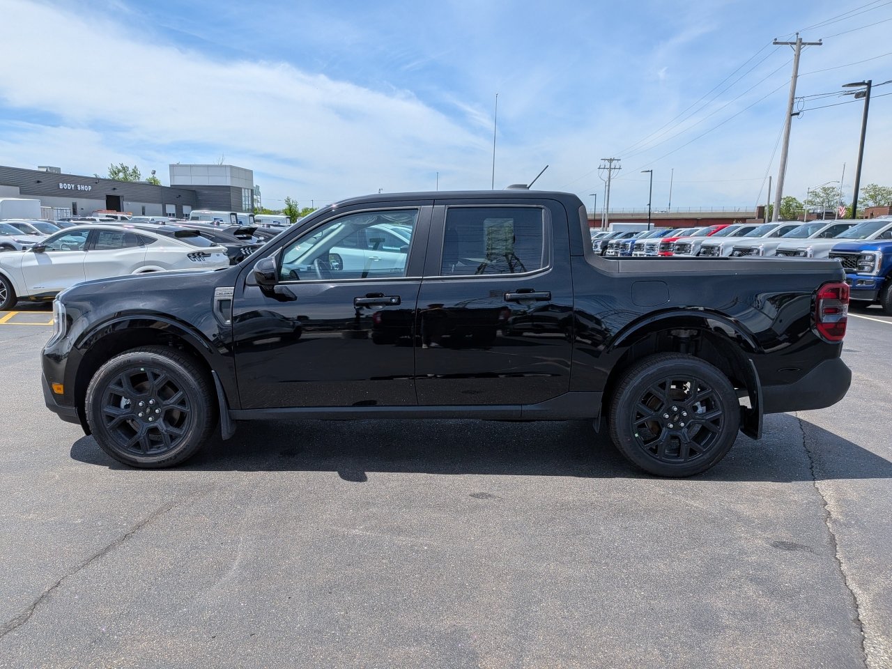 New 2026 Ford Maverick Lariat w/ Black Appearance Package AWD/4WD image 7