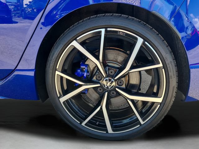 Used 2024 Volkswagen Golf R AWD/4WD image 8