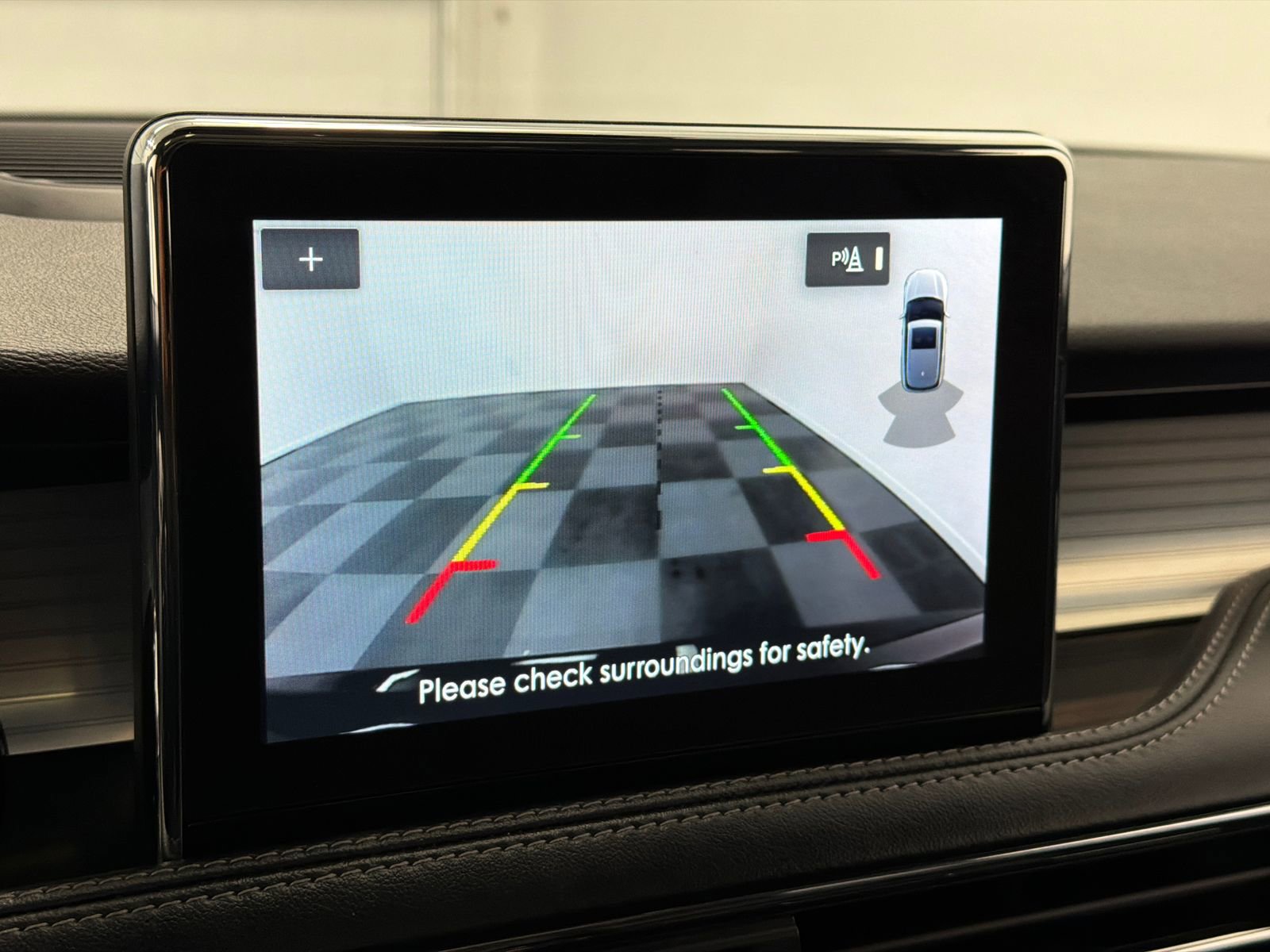 Used 2022 Lincoln Corsair AWD w/ Premium Package image 28