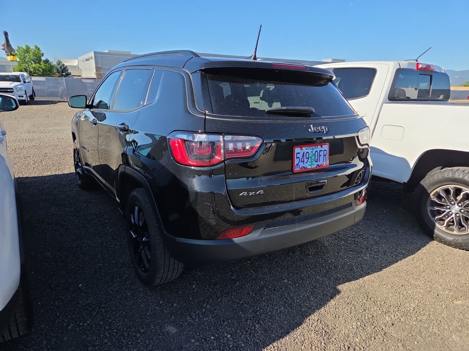Used 2025 Jeep Compass Latitude w/ Altitude Special Edition AWD/4WD image 11