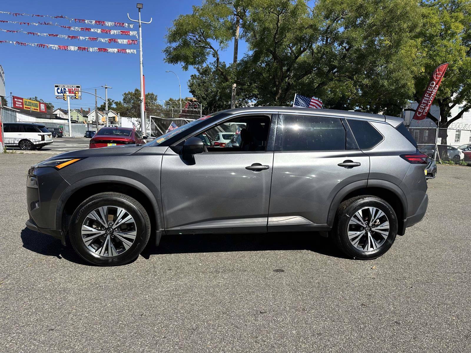 Certified 2021 Nissan Rogue SV AWD/4WD image 6
