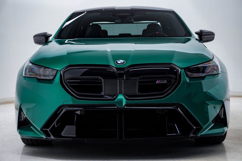 Used 2025 BMW M5 w/ Carbon Package image 7