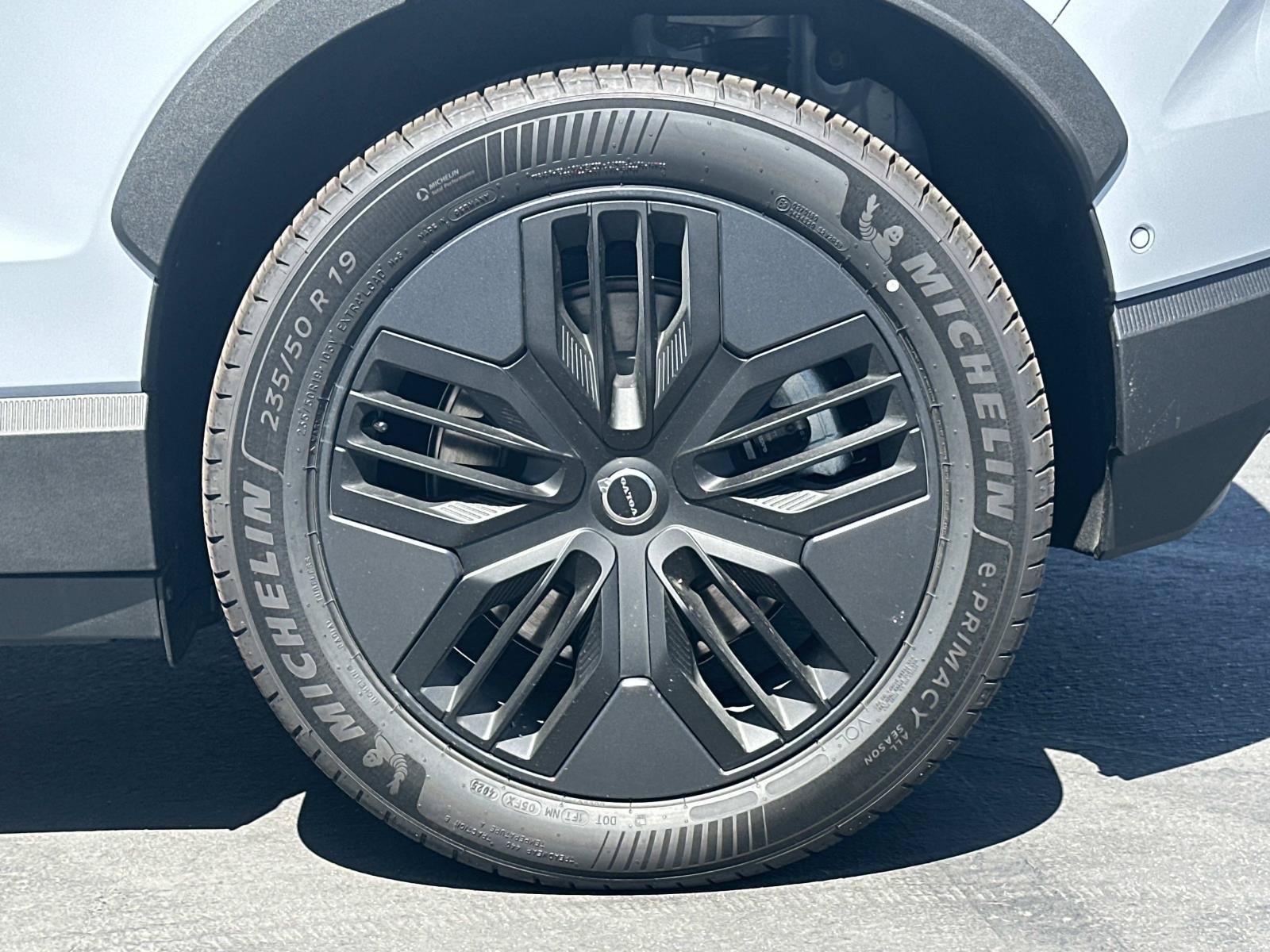 New 2026 Volvo EX30 Cross Country Ultra AWD/4WD image 23