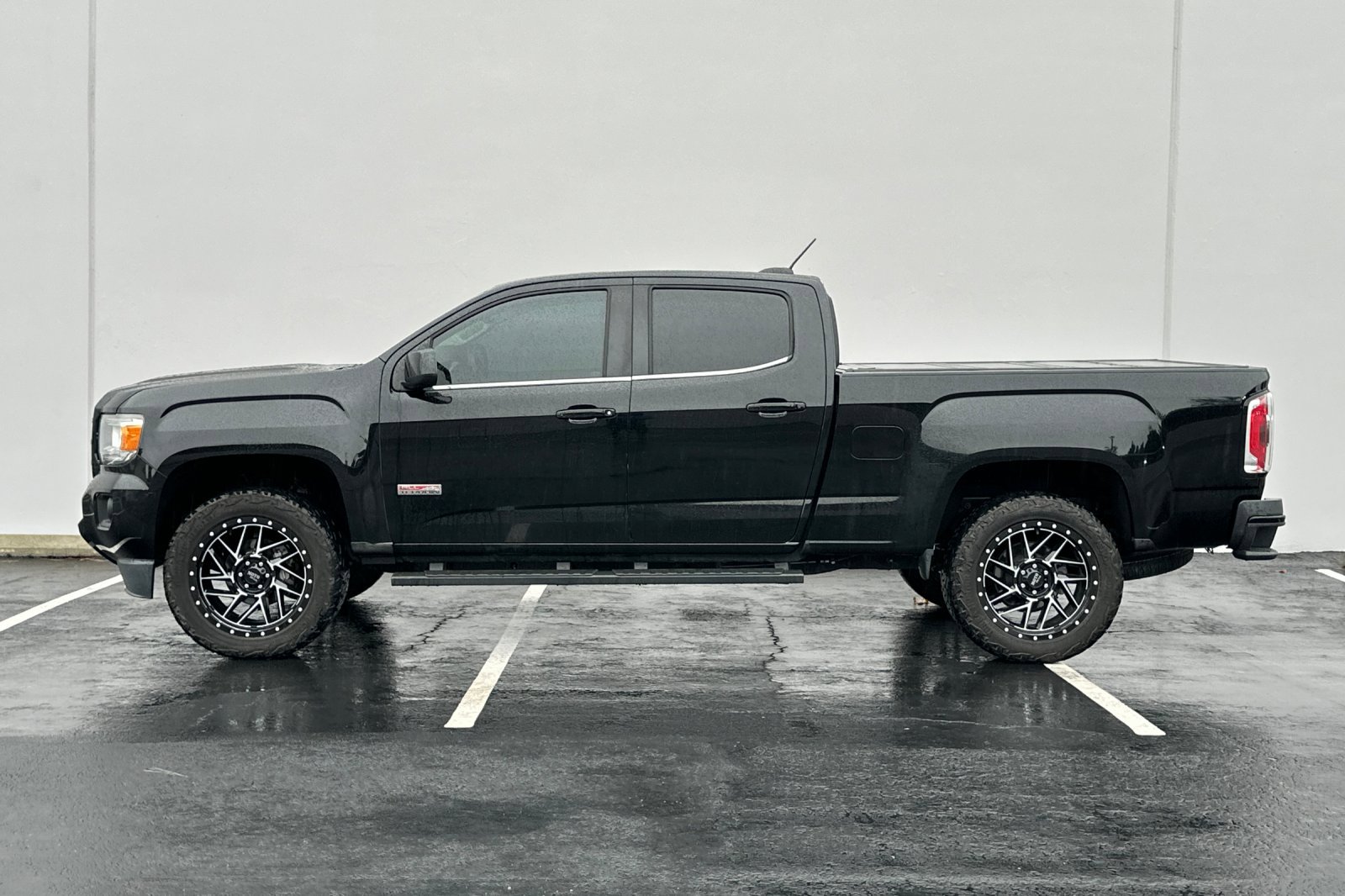 Used 2018 GMC Canyon All Terrain image 7