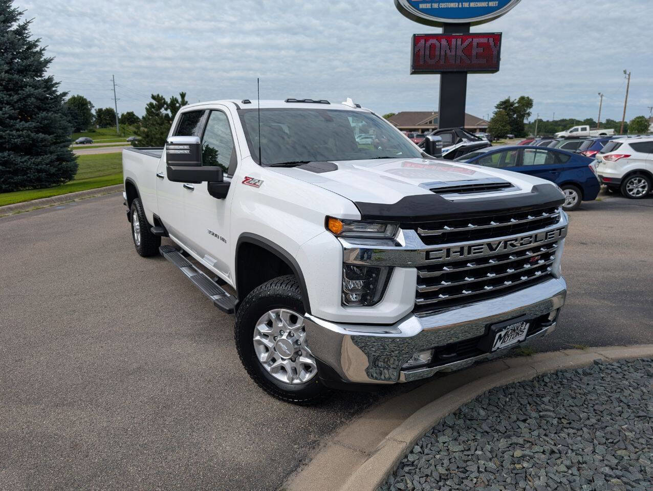 Used 2020 Chevrolet Silverado 3500 LTZ w/ LTZ Convenience Package image 2