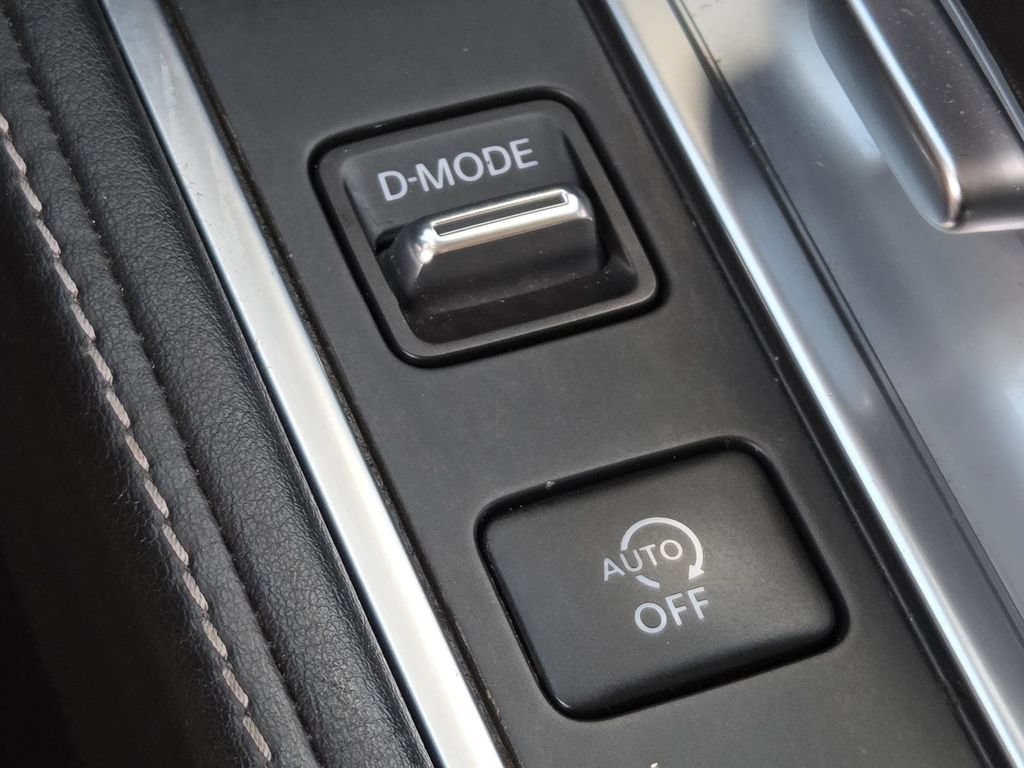 Used 2023 INFINITI QX60 Luxe AWD/4WD image 10