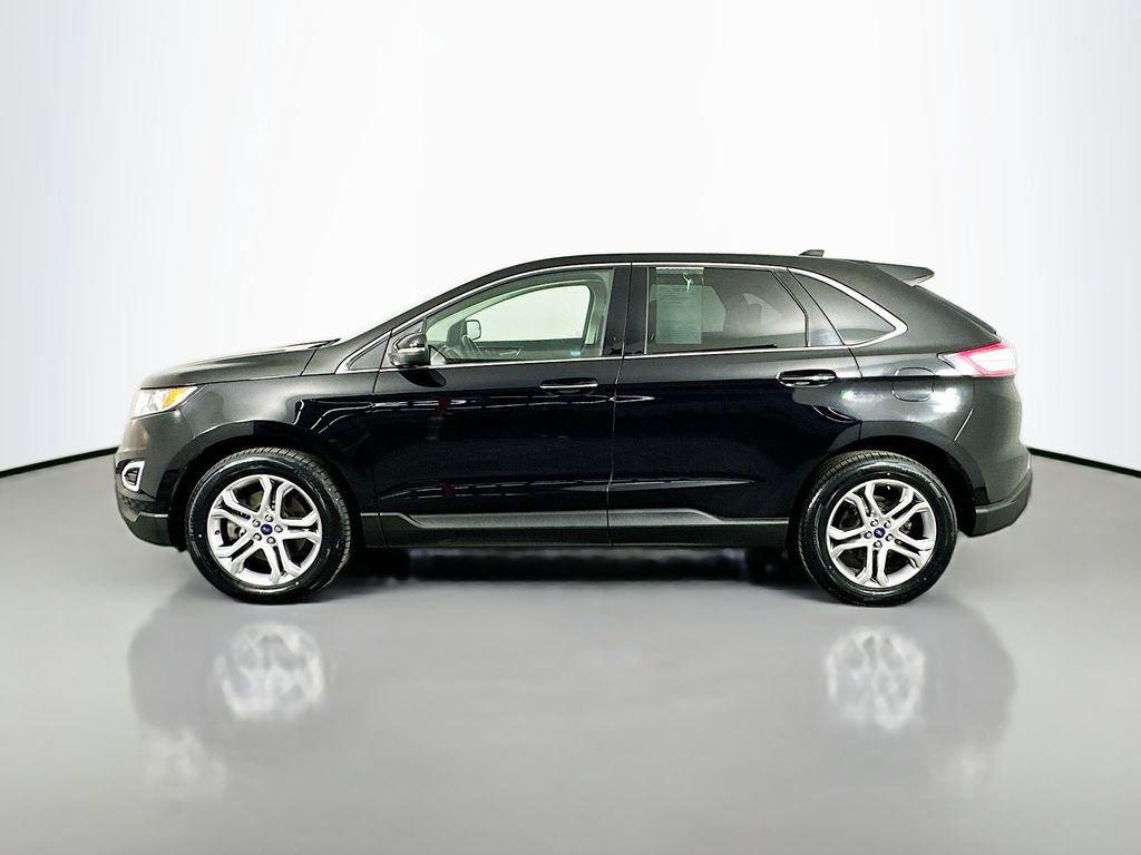 Used 2016 Ford Edge Titanium image 5