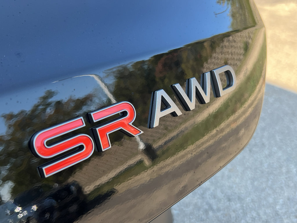 New 2026 Nissan Kicks SR w/ Cold Weather Package image 17