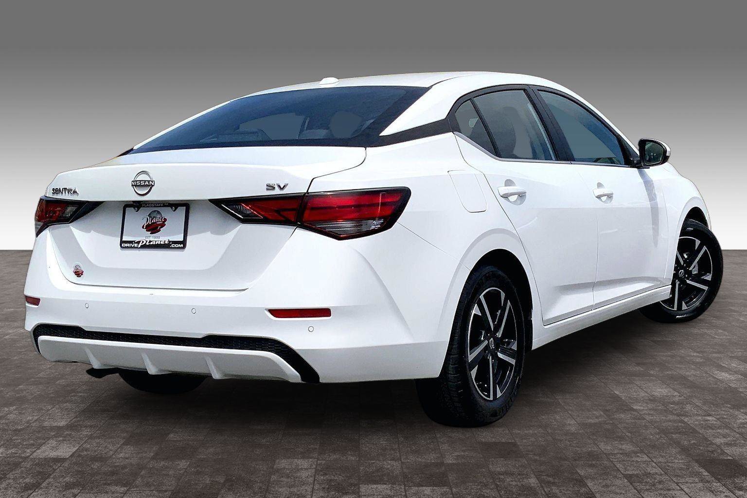 Used 2024 Nissan Sentra SV FWD image 13