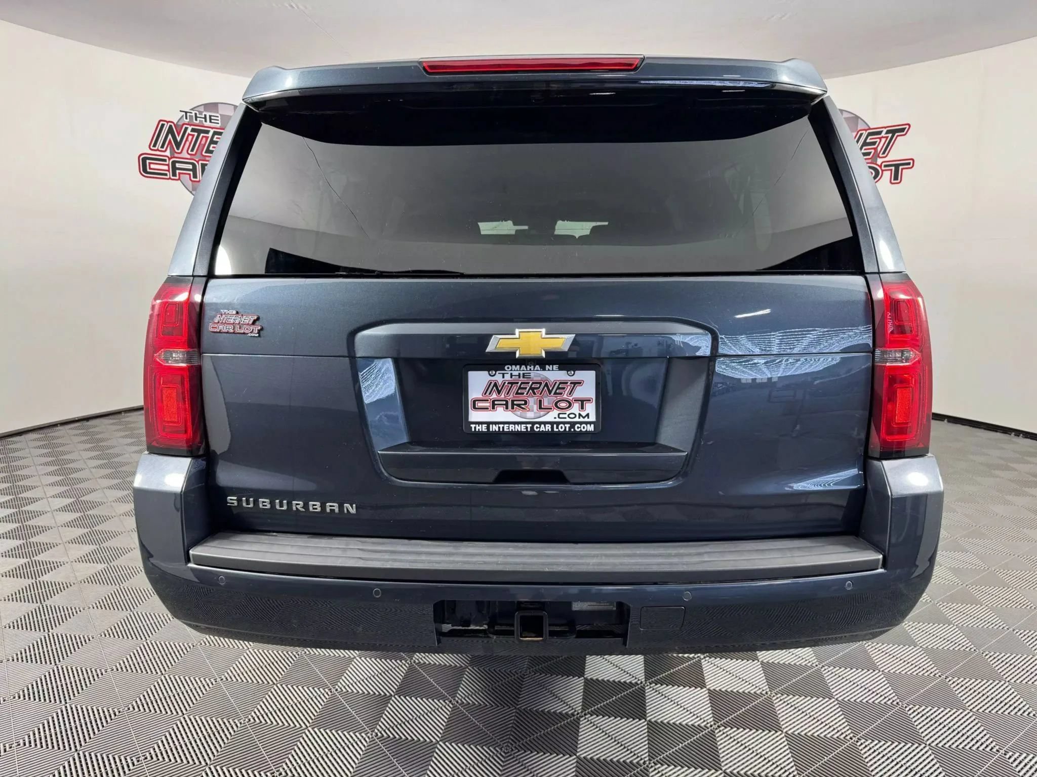 Used 2019 Chevrolet Suburban LT AWD/4WD image 6