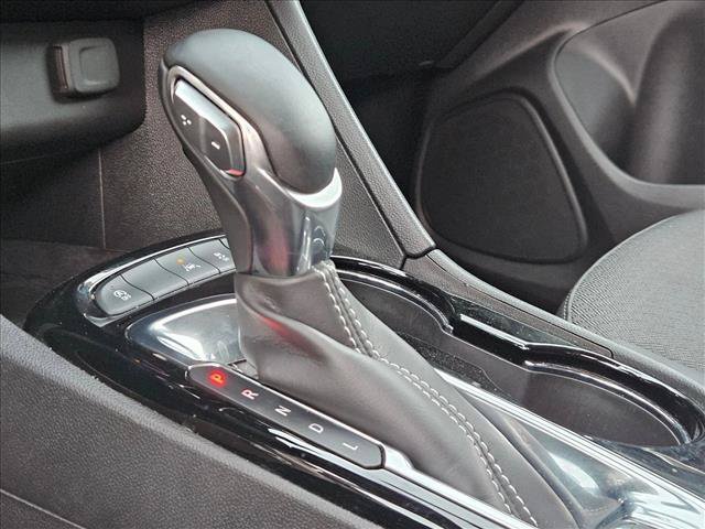Used 2025 Buick Encore GX Preferred FWD image 14