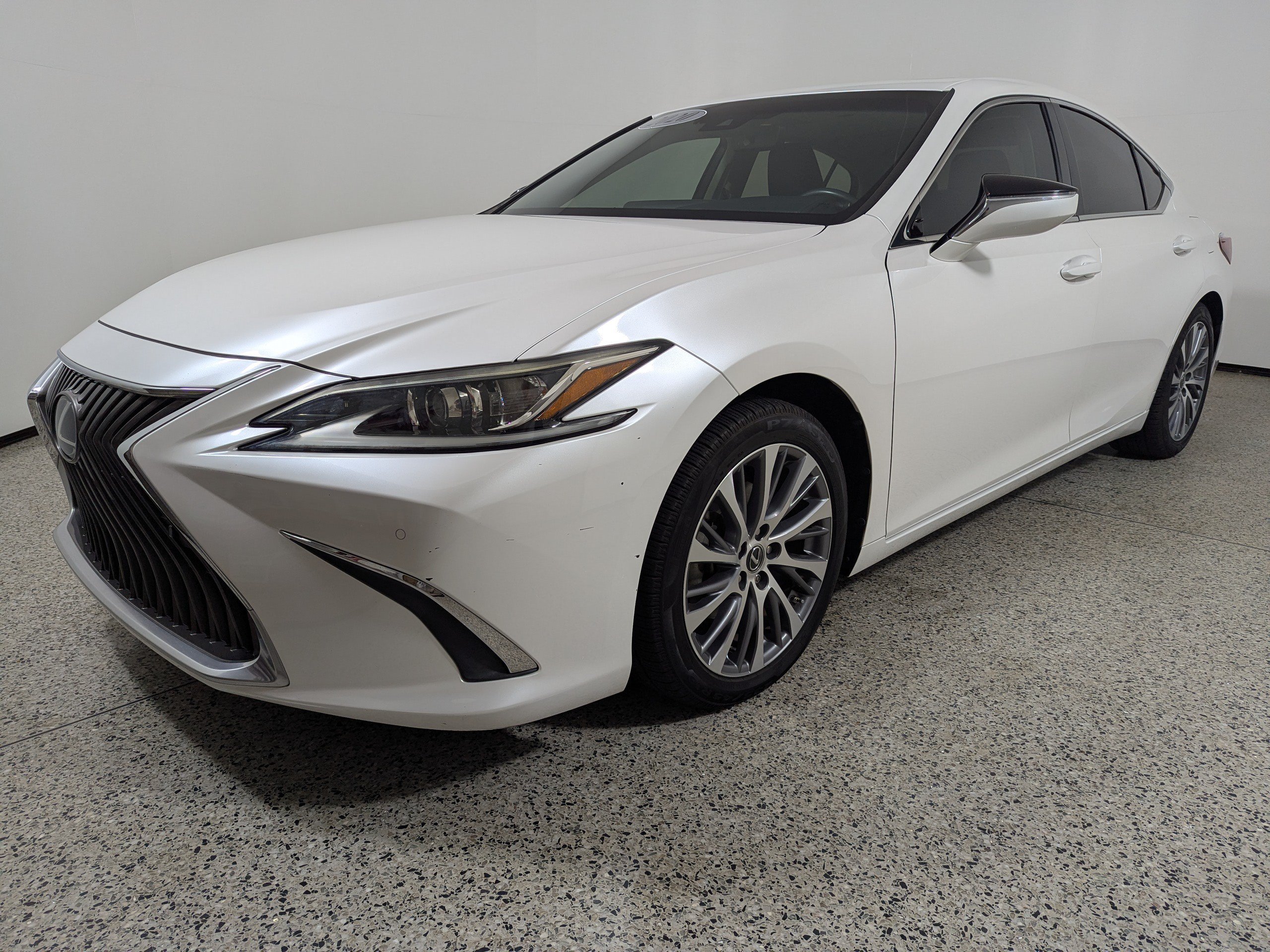 Used 2020 Lexus ES 350 w/ Premium Package FWD image 3