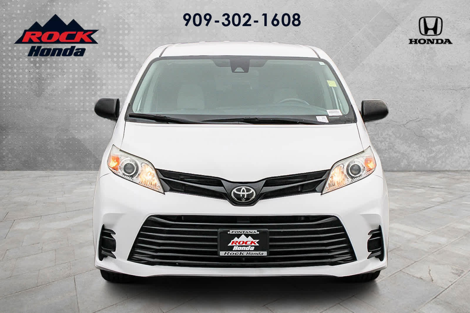 Used 2020 Toyota Sienna L image 3