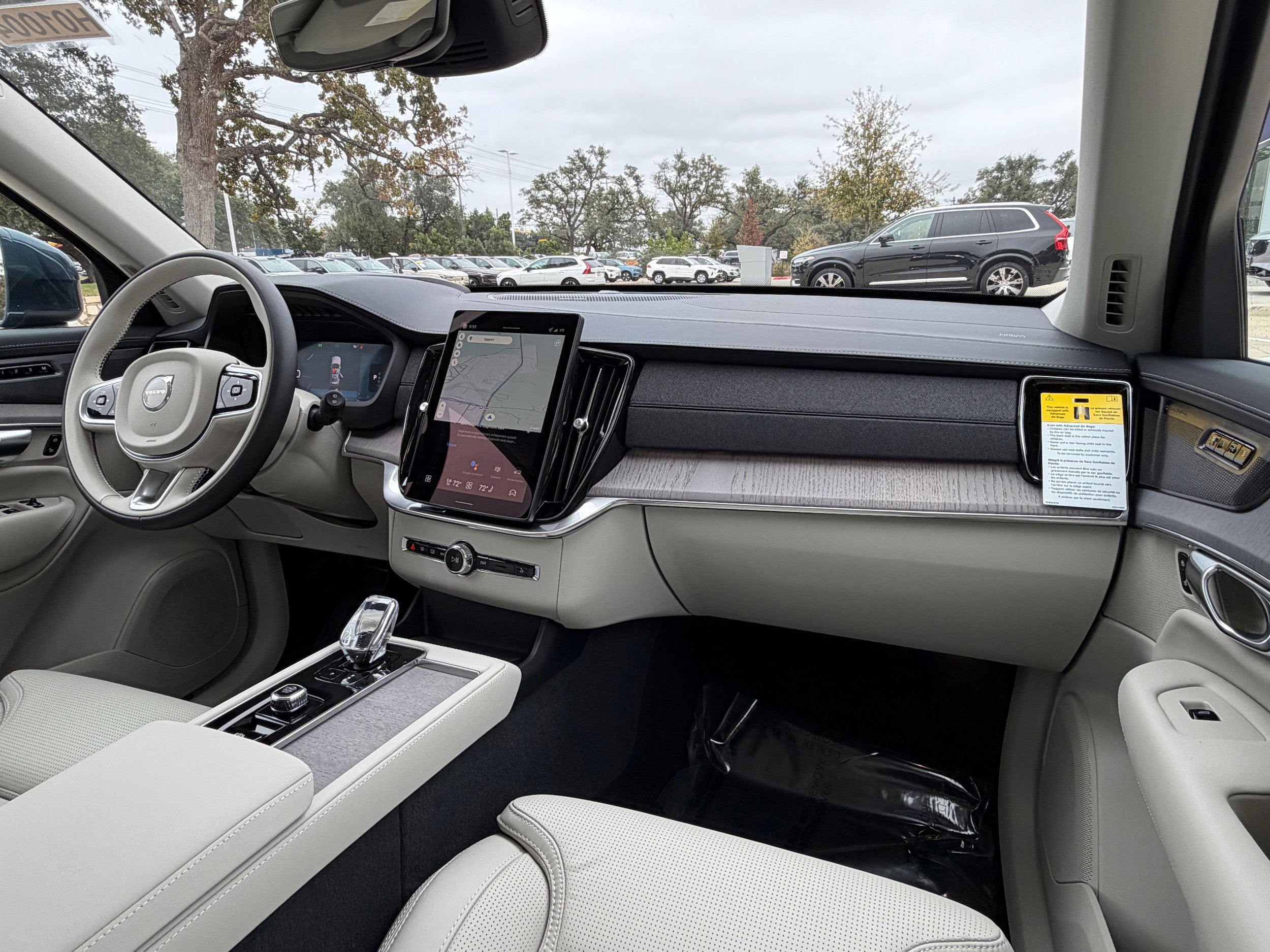New 2026 Volvo XC90 B6 Ultra w/ Protection Package AWD/4WD image 11