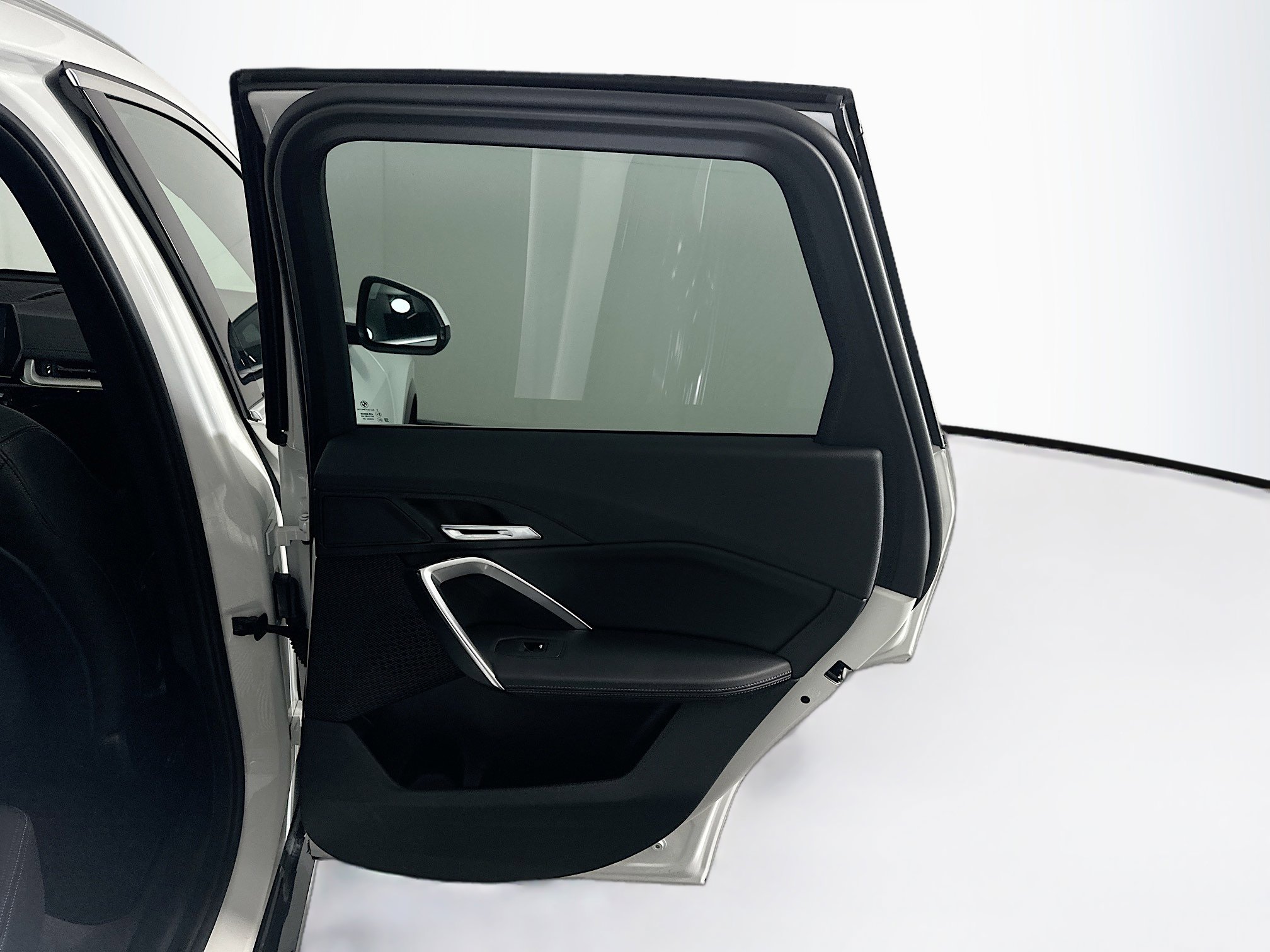 Used 2025 BMW X1 xDrive28i image 33
